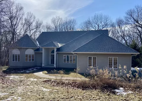 53 Sutton Dr, Vernon, CT 06066