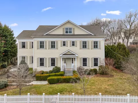 15 Gardiner St, Darien, CT 06820