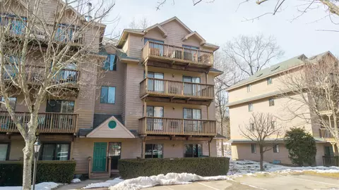 97 Richards Ave #B16, Norwalk, CT 06854