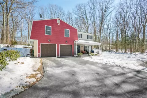 10 Stony Corners Ln, Southbury, CT 06488