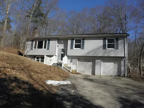62 Westford Dr, Ashford, CT 06278