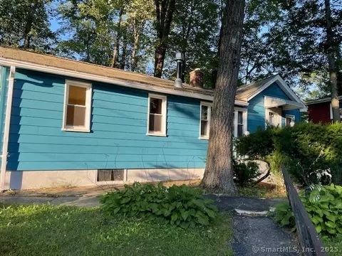 128 Midwood Ave, Wolcott, CT 06716