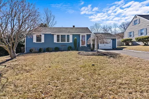 20 Forest Rd, Wallingford, CT 06492