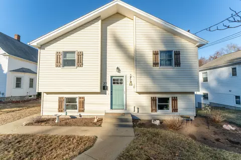 27 Allyn Ave, Norwich, CT 06360