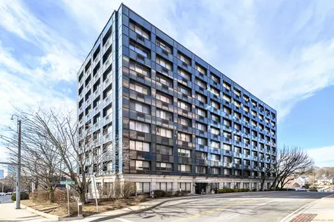 300 Broad St #107, Stamford, CT 06902
