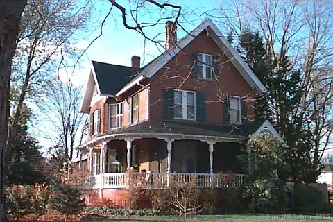 438 Broad St, Windsor, CT 06095