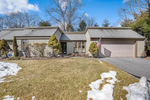2 Heritage Crst #D, Southbury, CT 06488