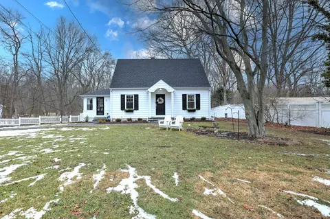 74 New Haven Ave, Orange, CT 06477