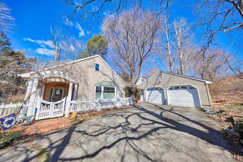 271 Charles St, Torrington, CT 06790