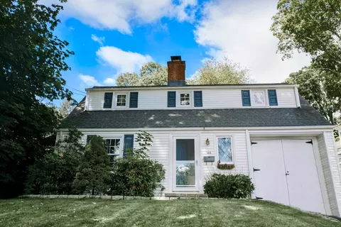 149 Walden St, West Hartford, CT 06107