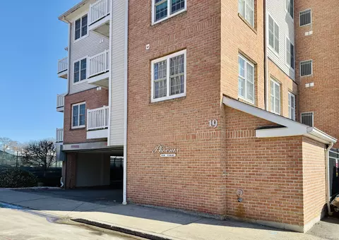 19 Isaacs St #208, Norwalk, CT 06850