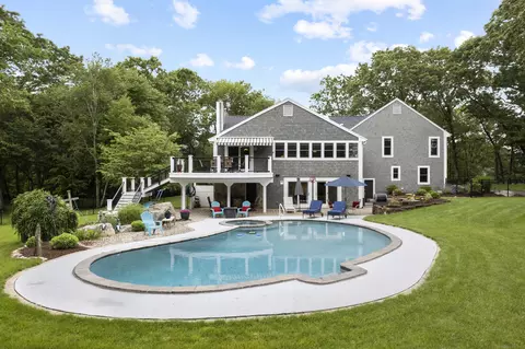 55 Otter Cove Dr, Old Saybrook, CT 06475