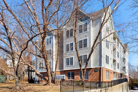 4 Lowe St #401, Norwalk, CT 06854