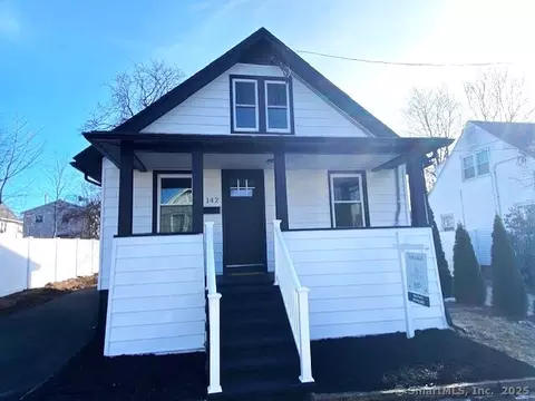 142 1st St, Hamden, CT 06514