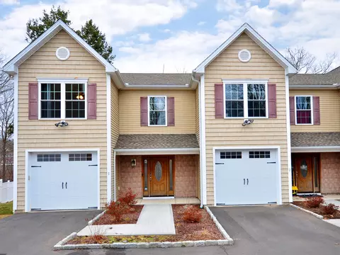 56 Prospect St #1, Watertown, CT 06779