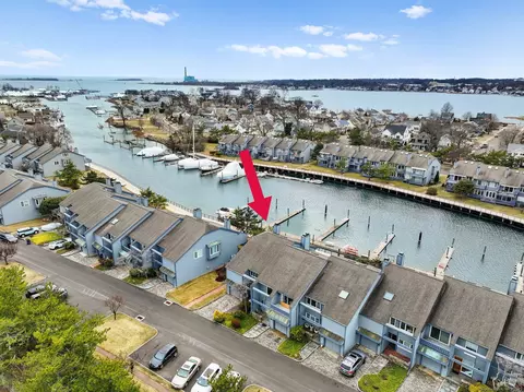 1 Island Dr #21, Norwalk, CT 06855