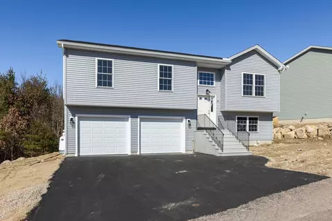26 Sterling Ridge Ln #24, Sterling, CT 06377