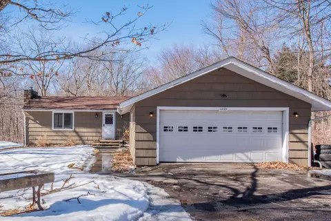 1233 Spindle Hill Rd, Wolcott, CT 06716