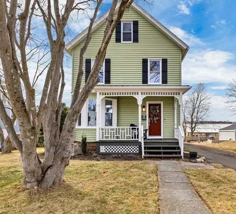 35 Wall St, Middletown, CT 06457
