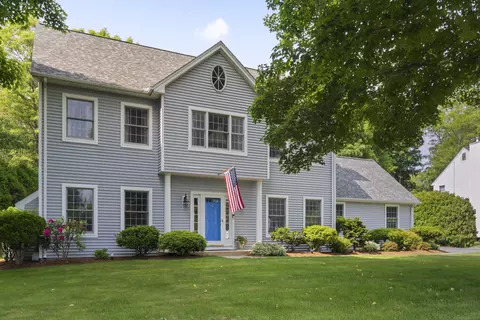 3 Spencer Ct, Clinton, CT 06413