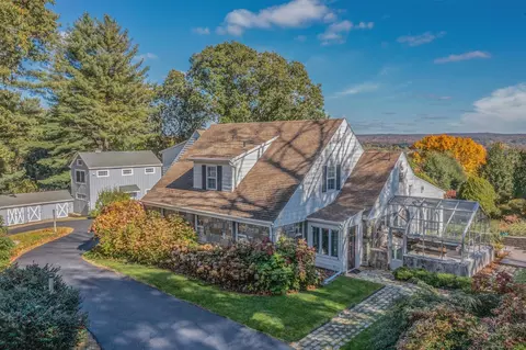 15 Gilbert Hill Rd, Chester, CT 06412