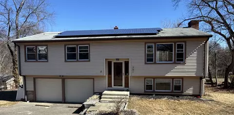 5 Raymond Ln, Shelton, CT 06484