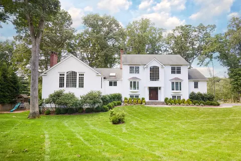 38 Berndale Dr, Westport, CT 06880