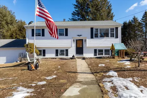 188 Willimantic Rd, Chaplin, CT 06235 photo 1