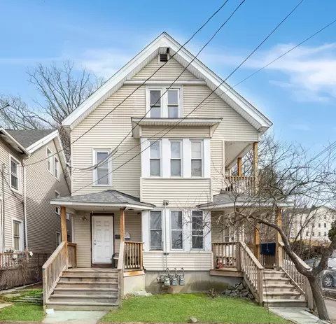 30 N Walnut St, Waterbury, CT 06704