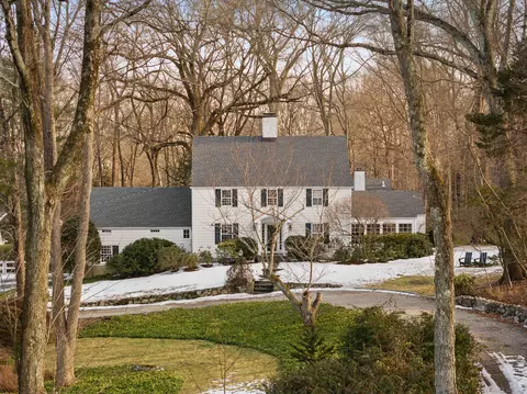 243 White Oak Shade Rd, New Canaan, CT 06840