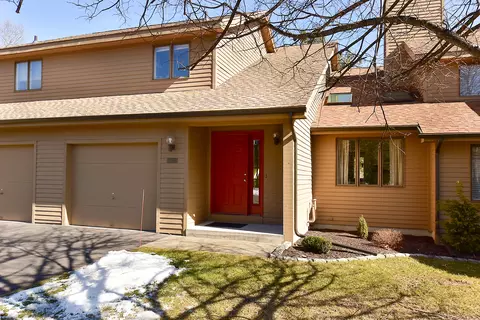 184 Oak Grove St #B, Manchester, CT 06040