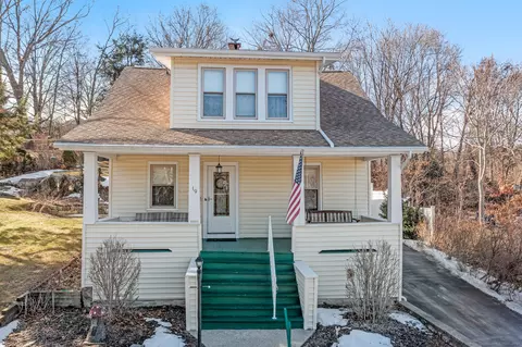 19 Frederick St, Watertown, CT 06779