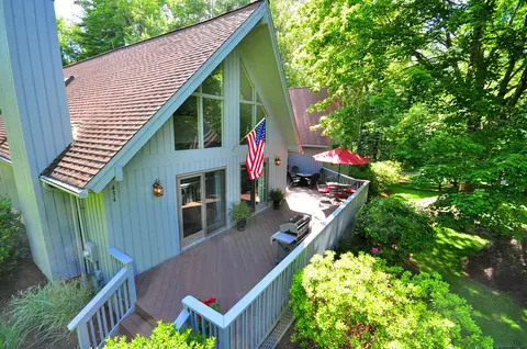 434 E Hyerdale Dr, Goshen, CT 06756