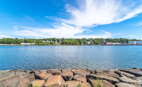 18 Front St #18, New Haven, CT 06513