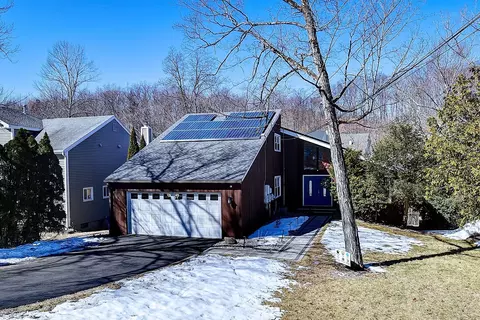 326 Tunxis Rd, West Hartford, CT 06107