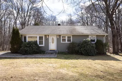 43 Merideth Rd, Middlebury, CT 06762