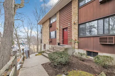 183 Kennedy Dr #183, Bridgeport, CT 06606
