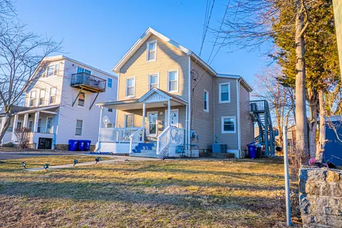 5 Yost St, Norwalk, CT 06854