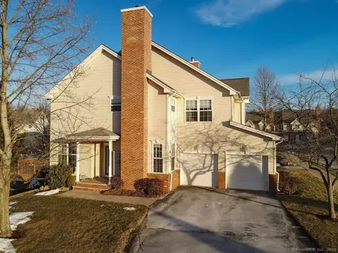 2 Jacobi Dr #2, Windsor, CT 06095