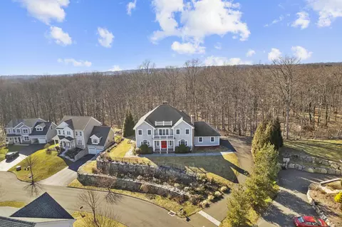 450 Nutmeg Ln #450, Stratford, CT 06614