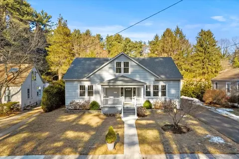 251 Treadwell St, Hamden, CT 06517