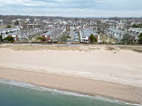 50 West Walk #50, West Haven, CT 06516