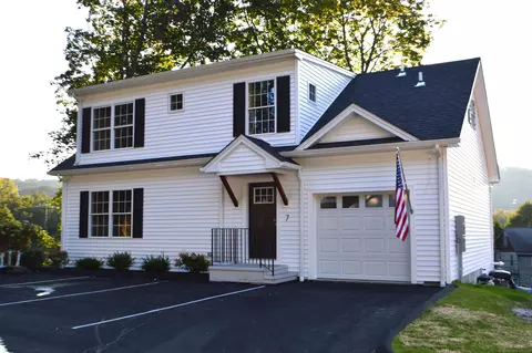 42 Plumtrees Rd #7, Bethel, CT 06801