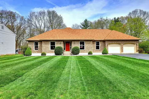 24 Poplar Dr, Cheshire, CT 06410