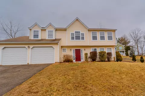 37 Schwink Dr, Meriden, CT 06450