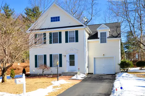 16 Fox Holw #16, Avon, CT 06001