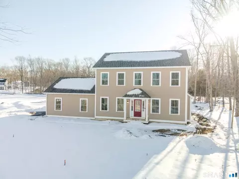 16 Martys Way, Ledyard, CT 06339