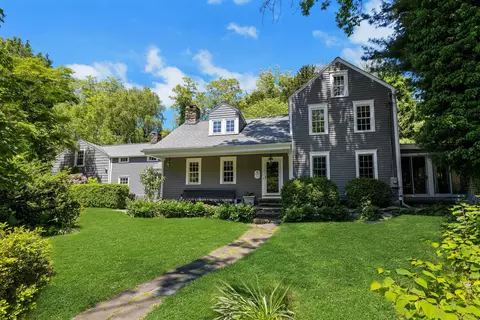 64 Old Kings Hwy S, Darien, CT 06820