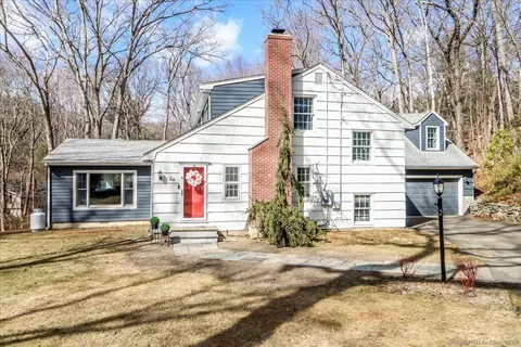 24 Mcfadden Dr, Wilton, CT 06897