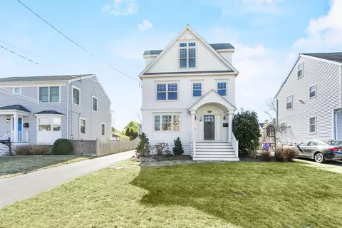 272 Lalley Blvd, Fairfield, CT 06824